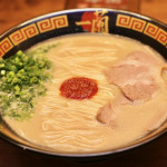 天然とんこつラーメン